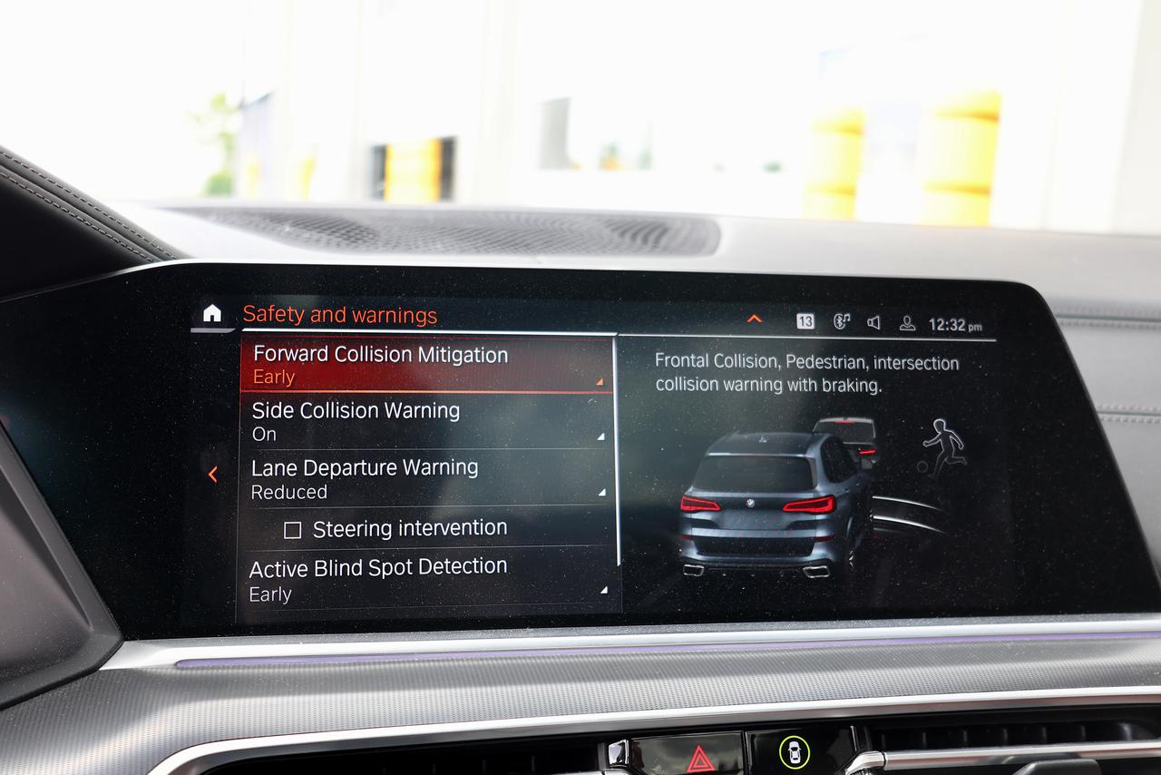 2021 BMW X5 M50i - LASERLIGHTS|PANO|NAVI|CAMERA|BLINDSPOT Photo