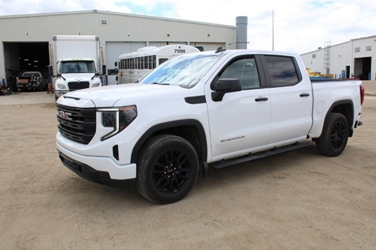 2024 GMC Sierra 1500 Pro 4X4 w/Power cloth, BUC - Photo #1
