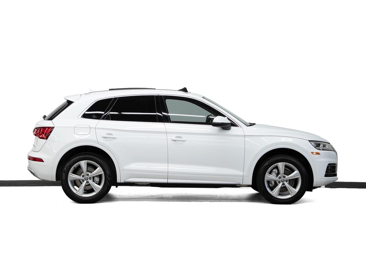 2020 Audi Q5 TECHNIK AWD | Nav | Pano roof | Leather | CarPlay Photo3