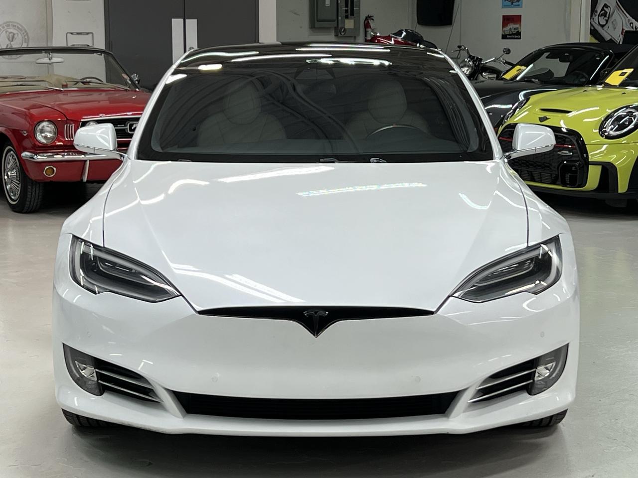 2020 Tesla Model S Long Range Plus Photo