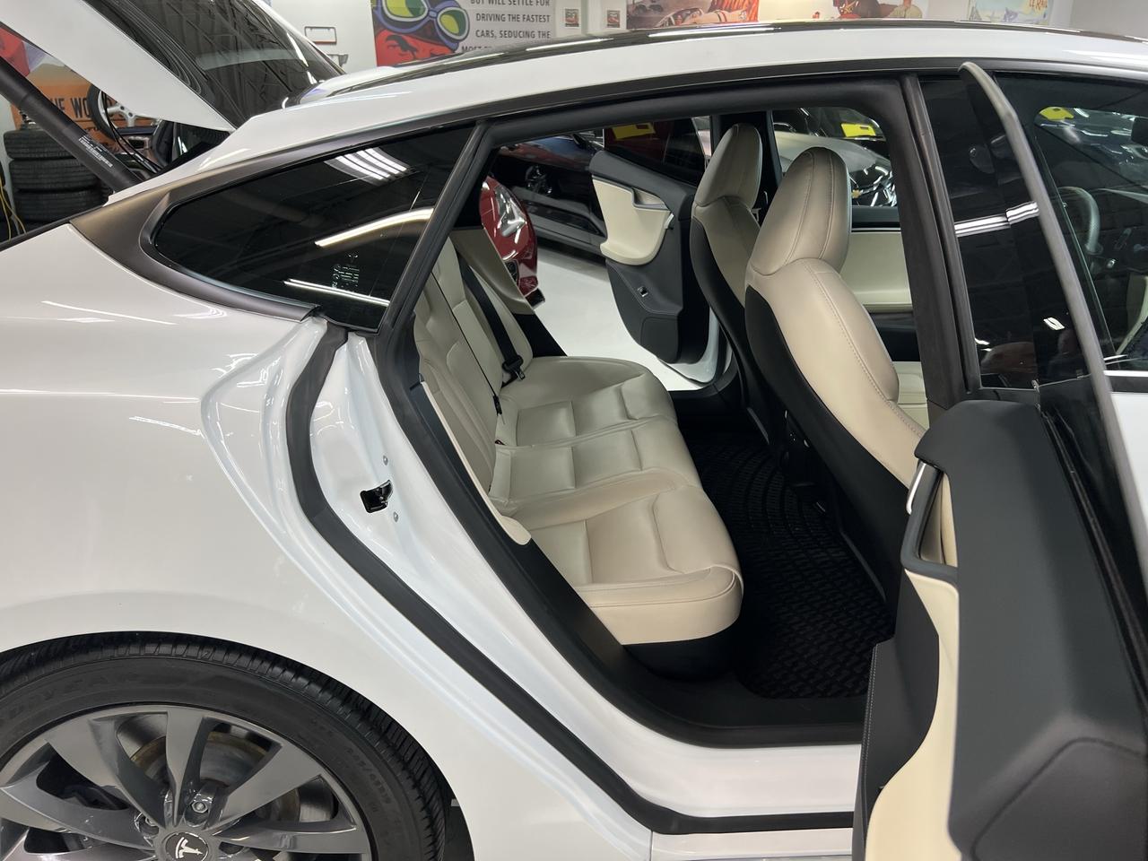 2020 Tesla Model S Long Range Plus Photo
