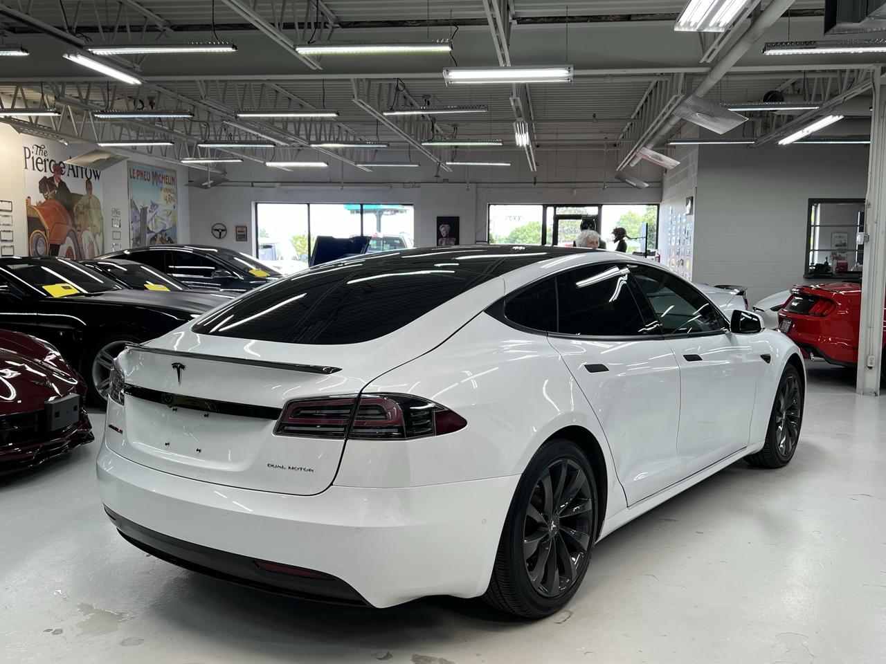 2020 Tesla Model S Long Range Plus Photo