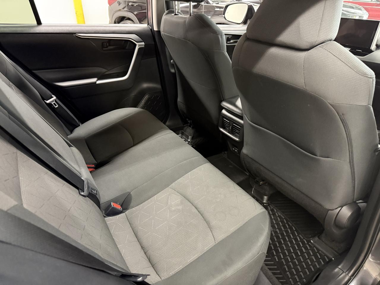 2024 Toyota RAV4 LE Photo