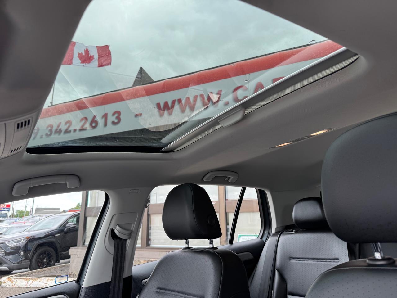 2016 Volkswagen Golf 1.8 TSI Comfortline ONE OWNER | ACCIDENT FREE |  DEALER MAINTAINED Photo