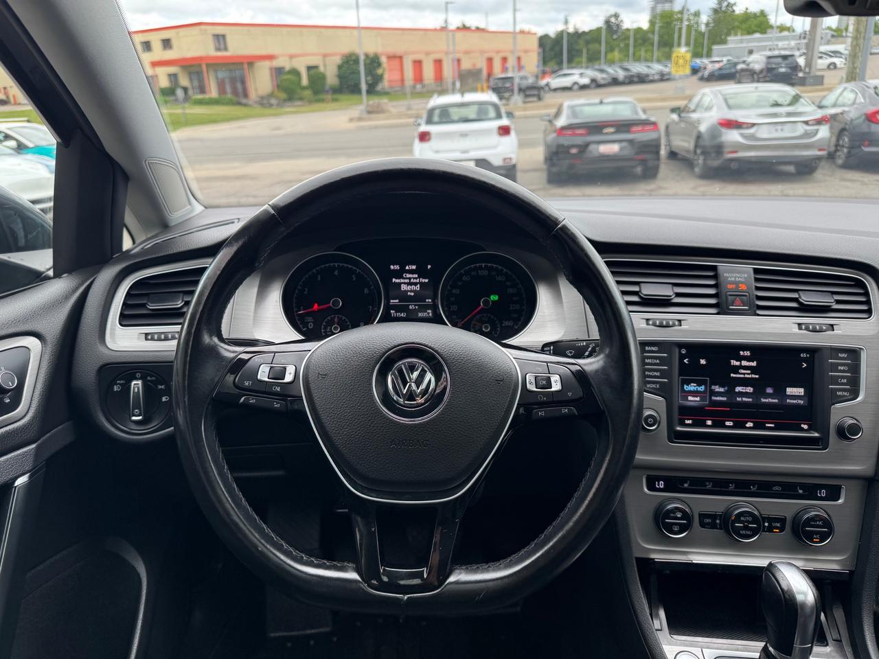 2016 Volkswagen Golf 1.8 TSI Comfortline ONE OWNER | ACCIDENT FREE |  DEALER MAINTAINED Photo
