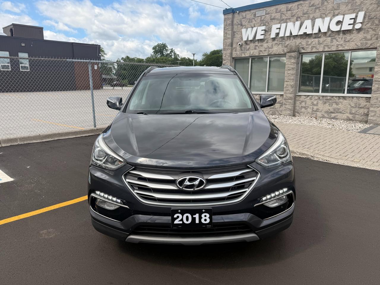 2018 Hyundai Santa Fe Sport 2.4 SE Photo