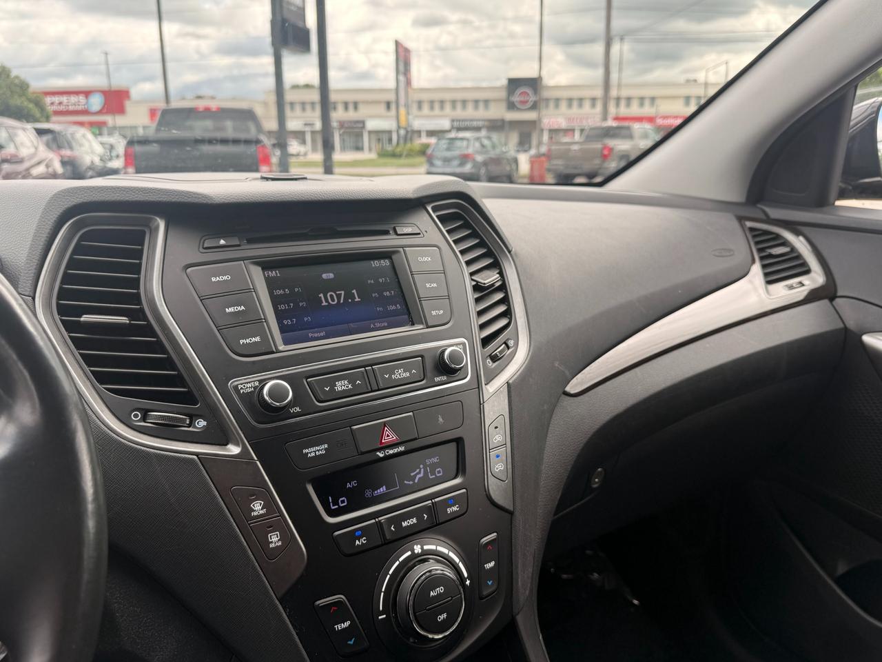 2018 Hyundai Santa Fe Sport 2.4 SE Photo