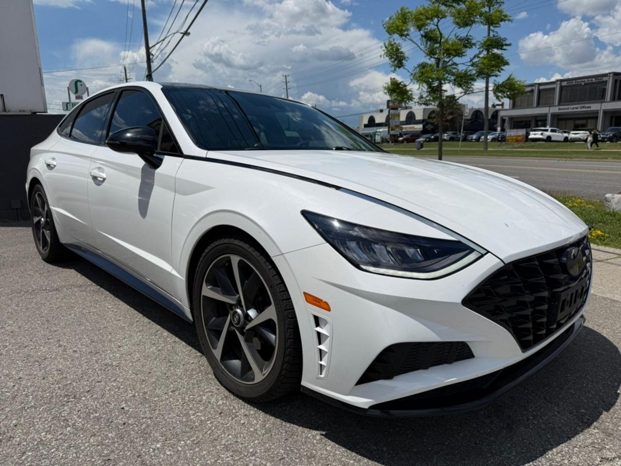 2023 Hyundai Sonata SPORT /SUEDE /SUNROOF /NAVI /REAR CAM /BOSE Photo