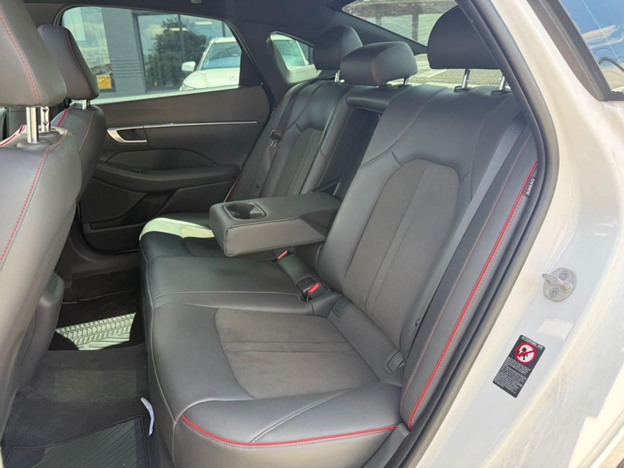 2023 Hyundai Sonata SPORT /SUEDE /SUNROOF /NAVI /REAR CAM /BOSE Photo