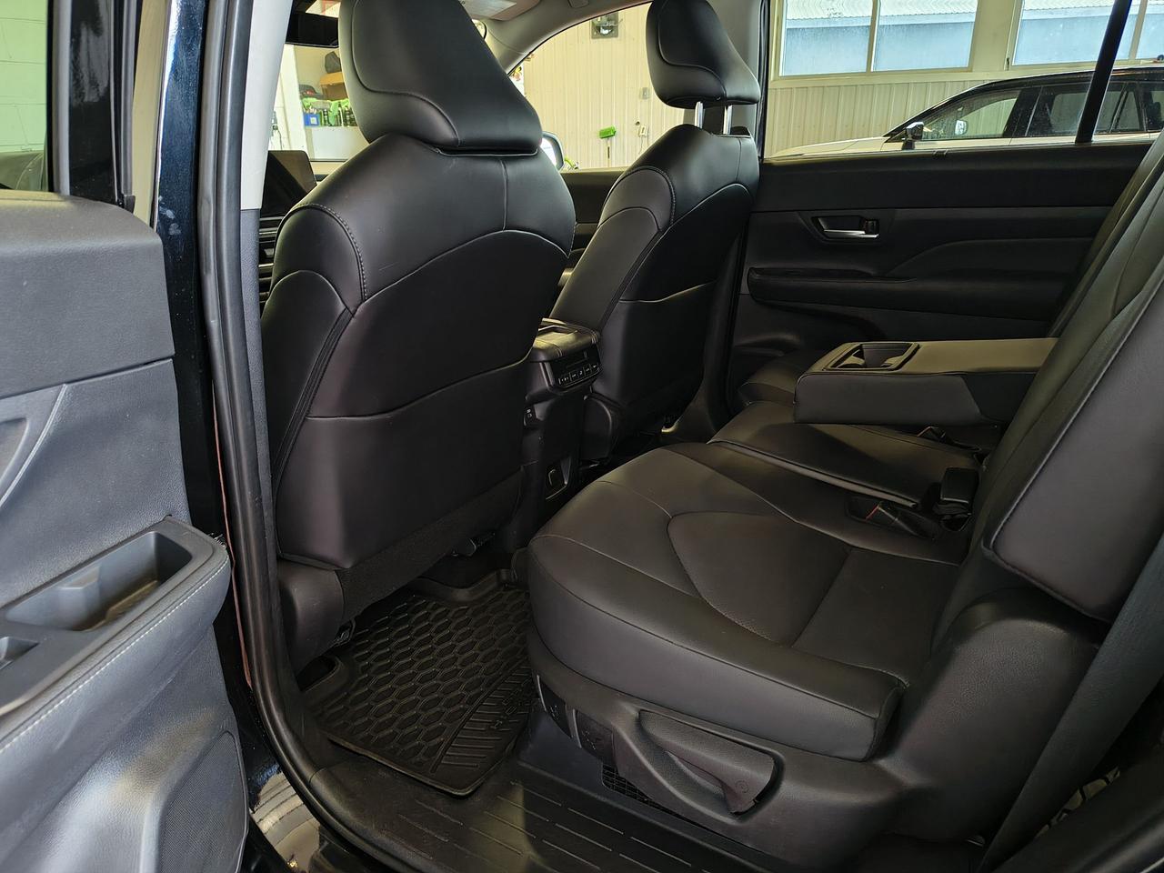 2024 Toyota Grand Highlander HYBRID XLE Photo