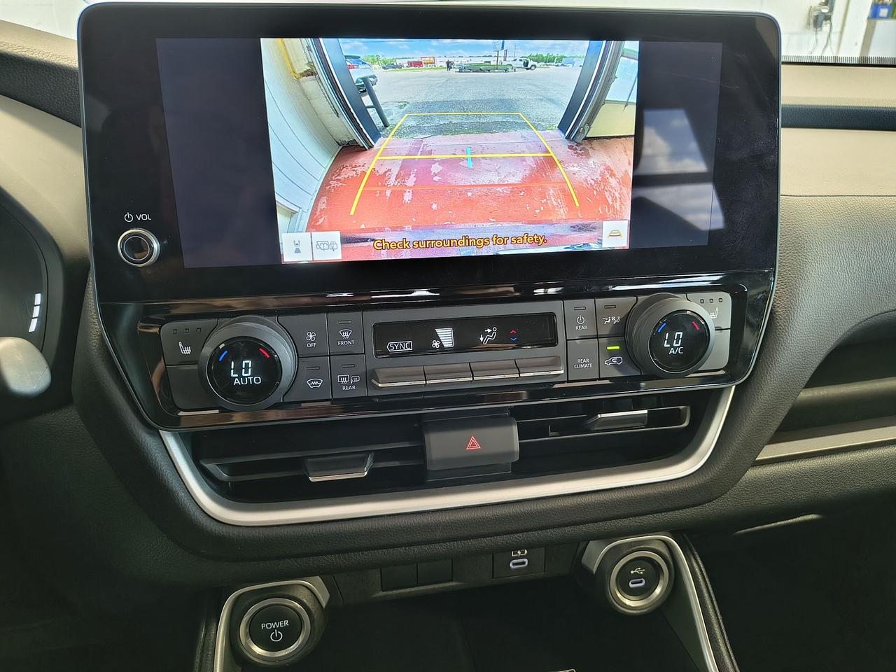 2024 Toyota Grand Highlander HYBRID XLE Photo0
