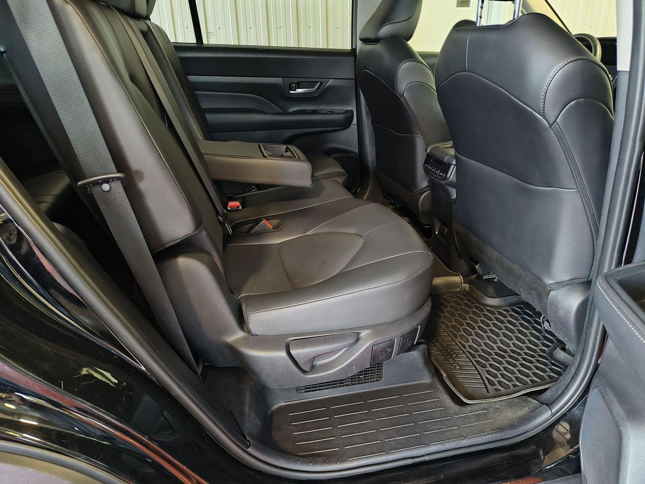 2024 Toyota Grand Highlander HYBRID XLE Photo