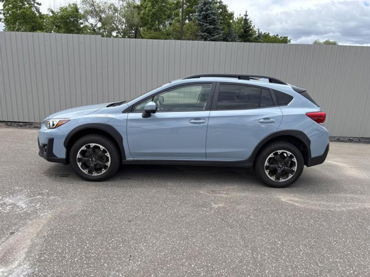 2022 Subaru XV Crosstrek Touring AWD | No Accidents | Heated Steering Photo
