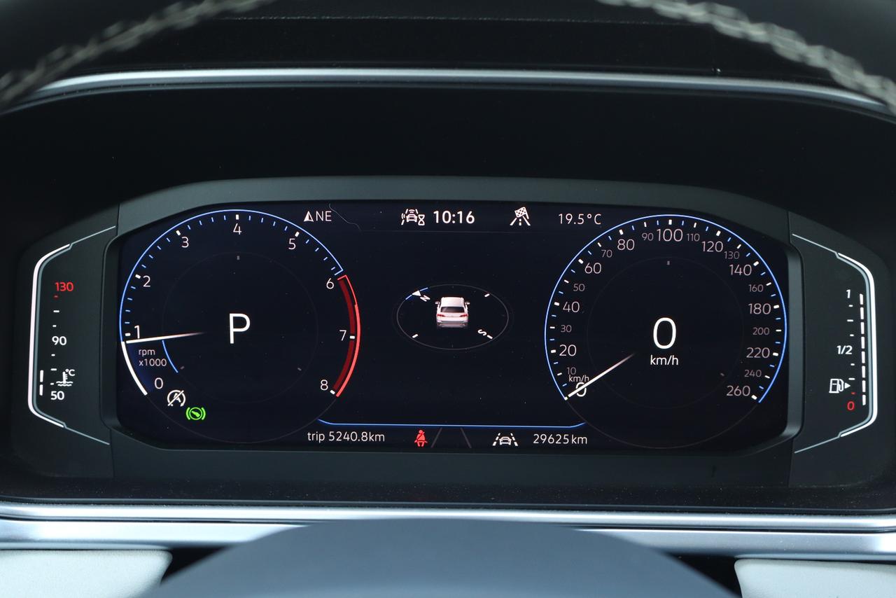 2025 Volkswagen Taos Comfortline 4Motion Photo