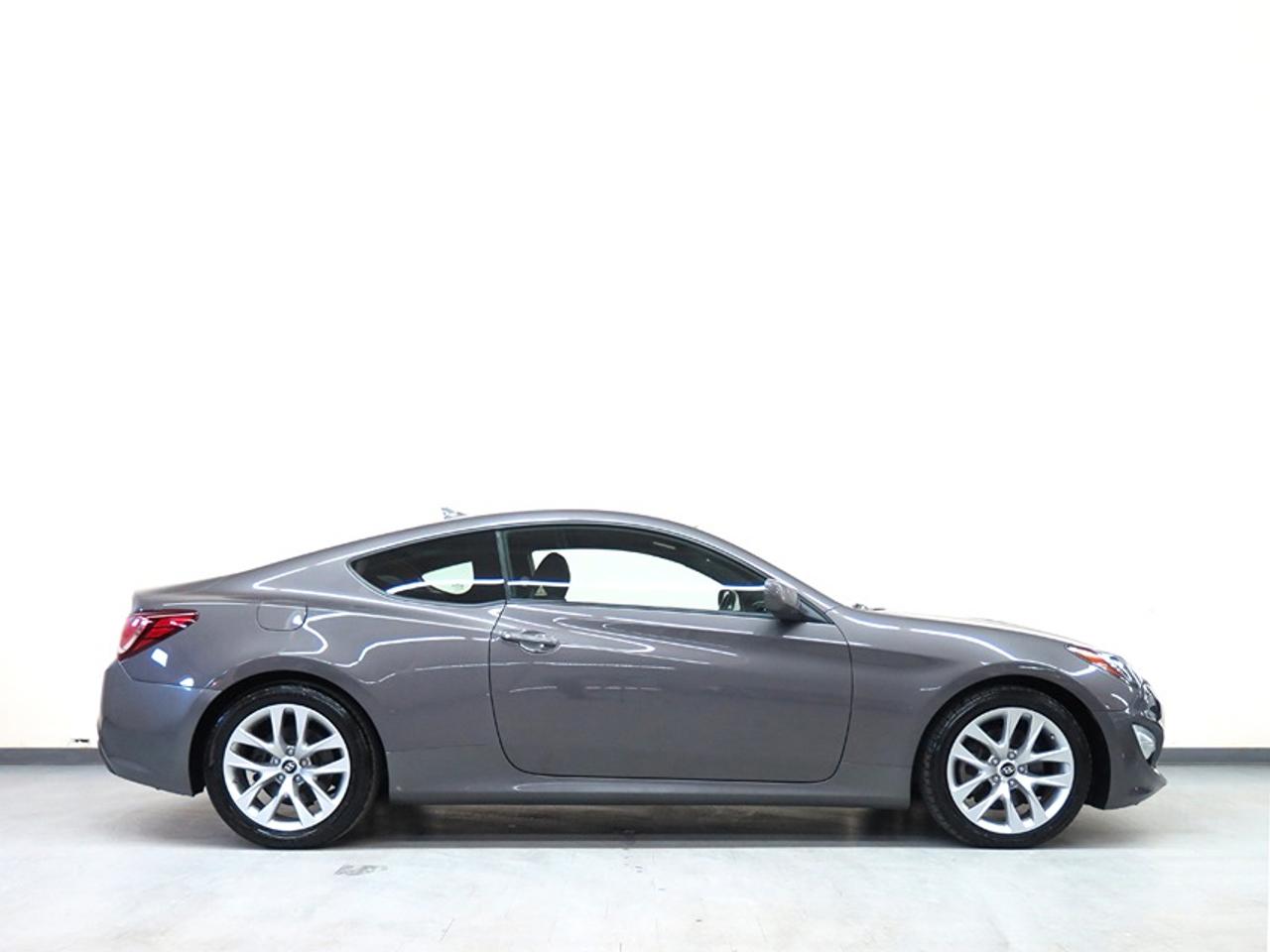 2014 Hyundai Genesis Coupe 2.0T PREMIUM | Manual | Nav | Sunroof | Leather Photo