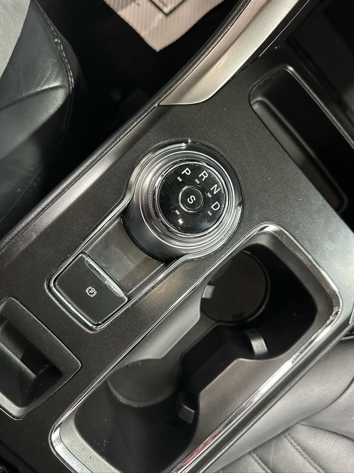 2018 Ford Fusion SE AWD | LOW KMS | CLEAN CARFAX | MEMORY SEATS Photo