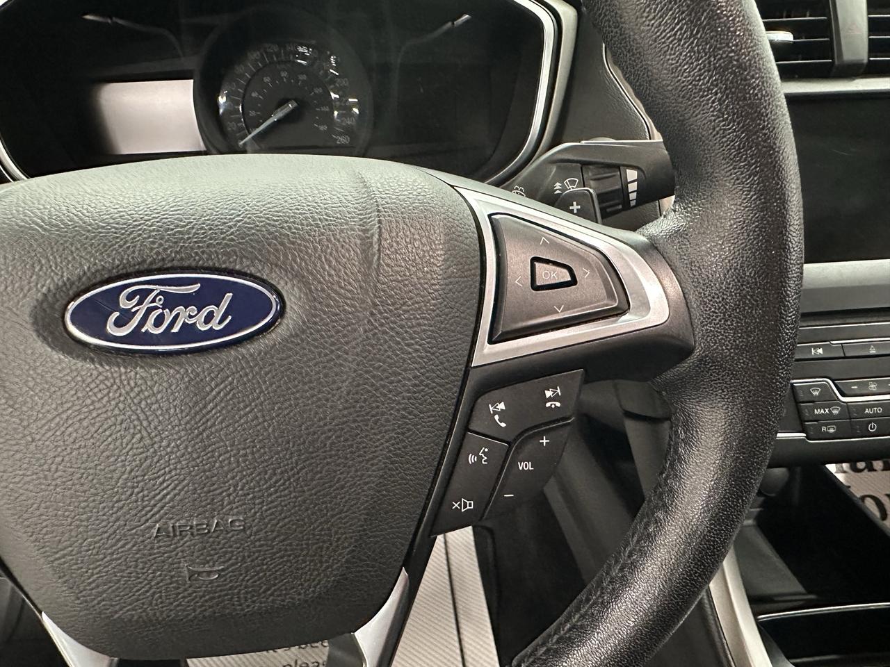 2018 Ford Fusion SE AWD | LOW KMS | CLEAN CARFAX | MEMORY SEATS Photo34