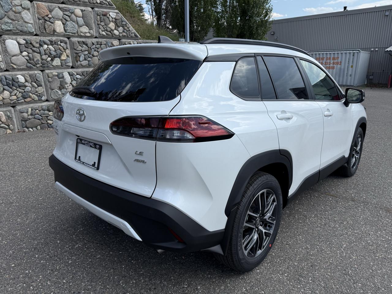 2026 Toyota Corolla Cross LE AWD Premium Photo