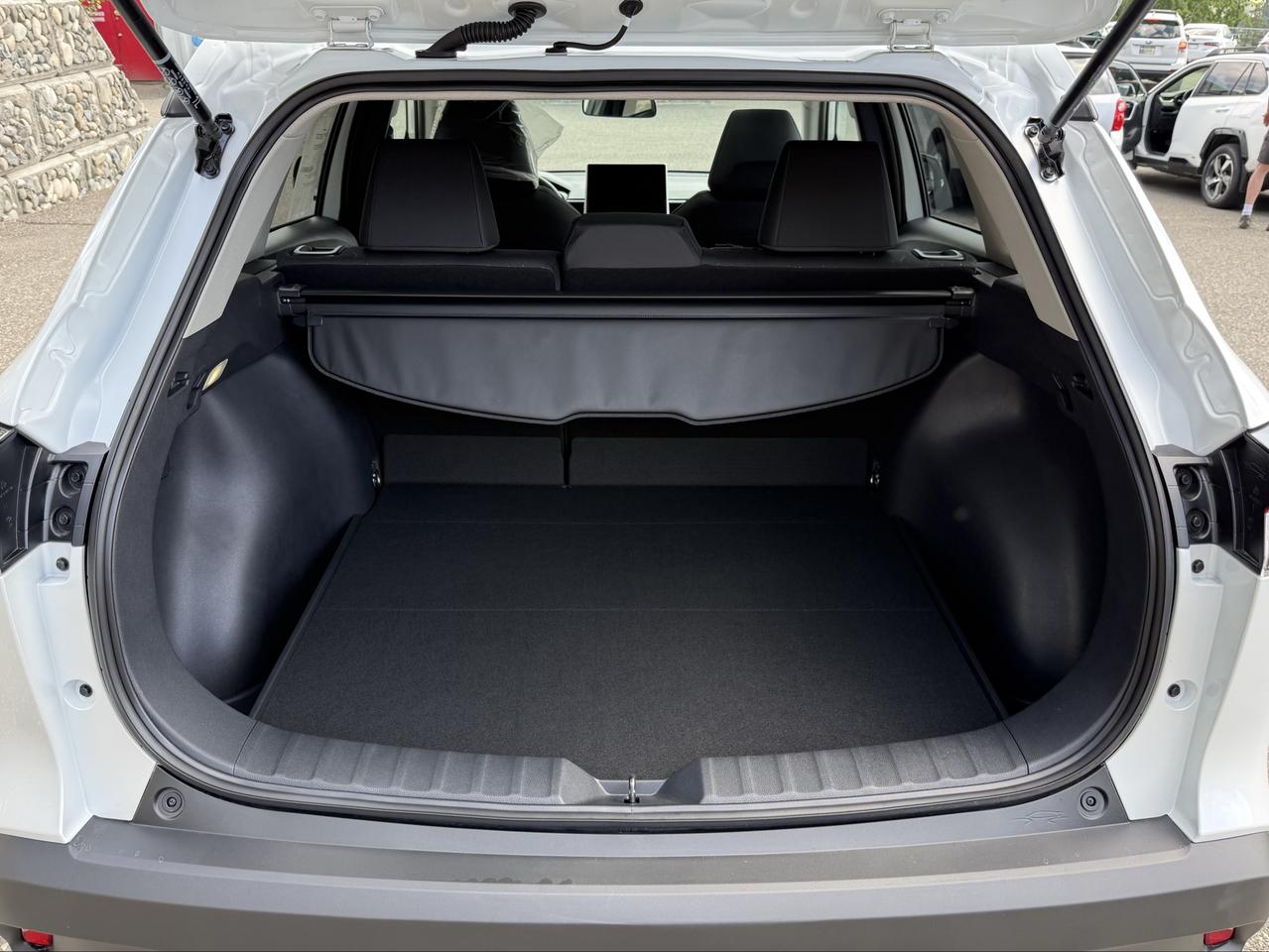 2026 Toyota Corolla Cross LE AWD Premium Photo