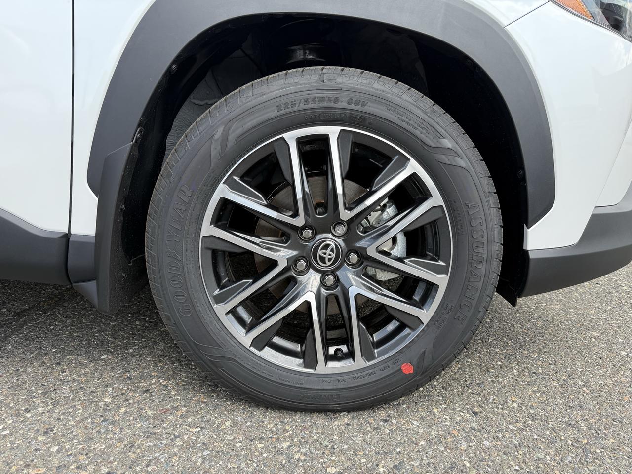 2026 Toyota Corolla Cross LE AWD Premium Photo