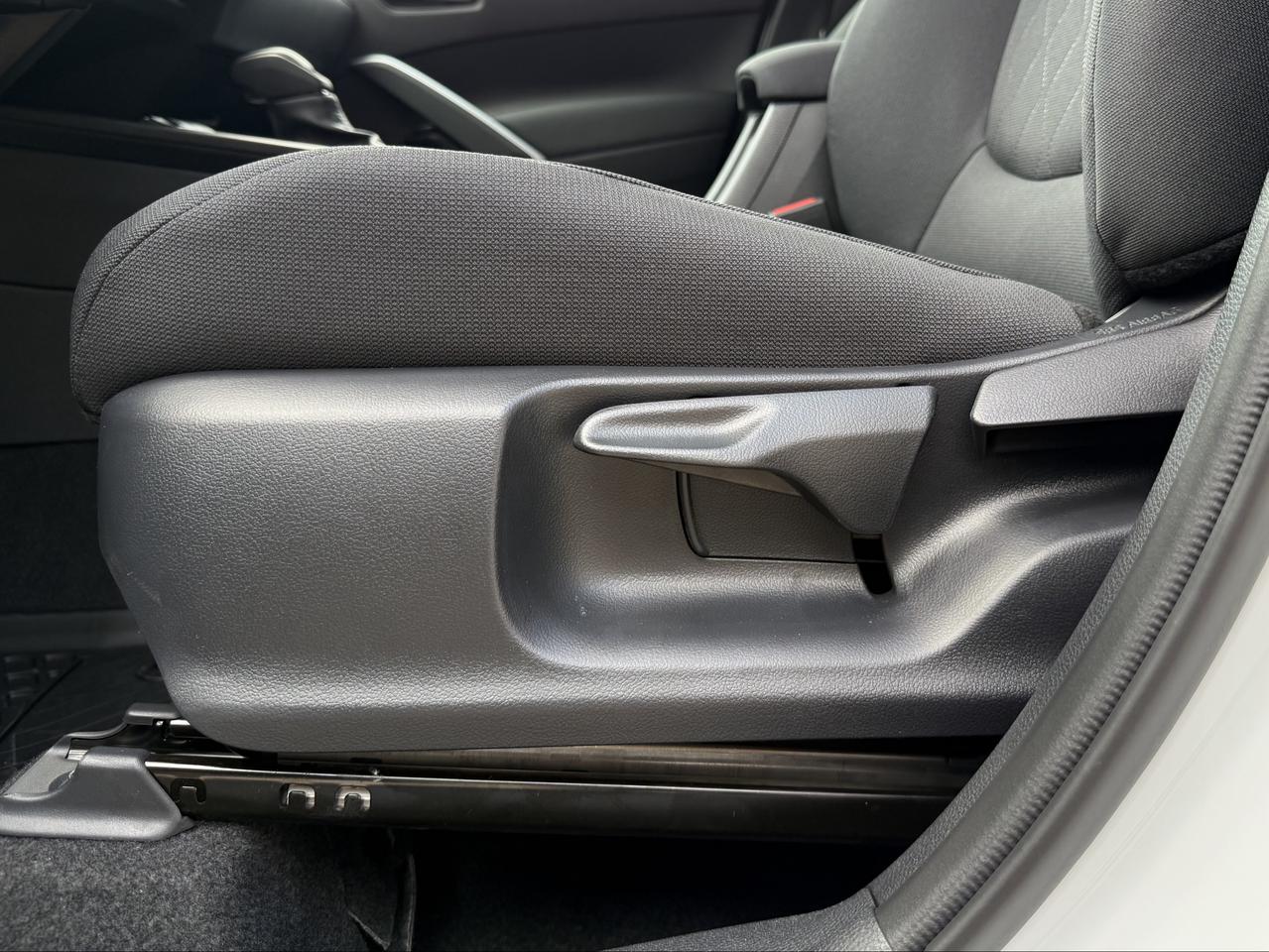 2026 Toyota Corolla Cross LE AWD Premium Photo