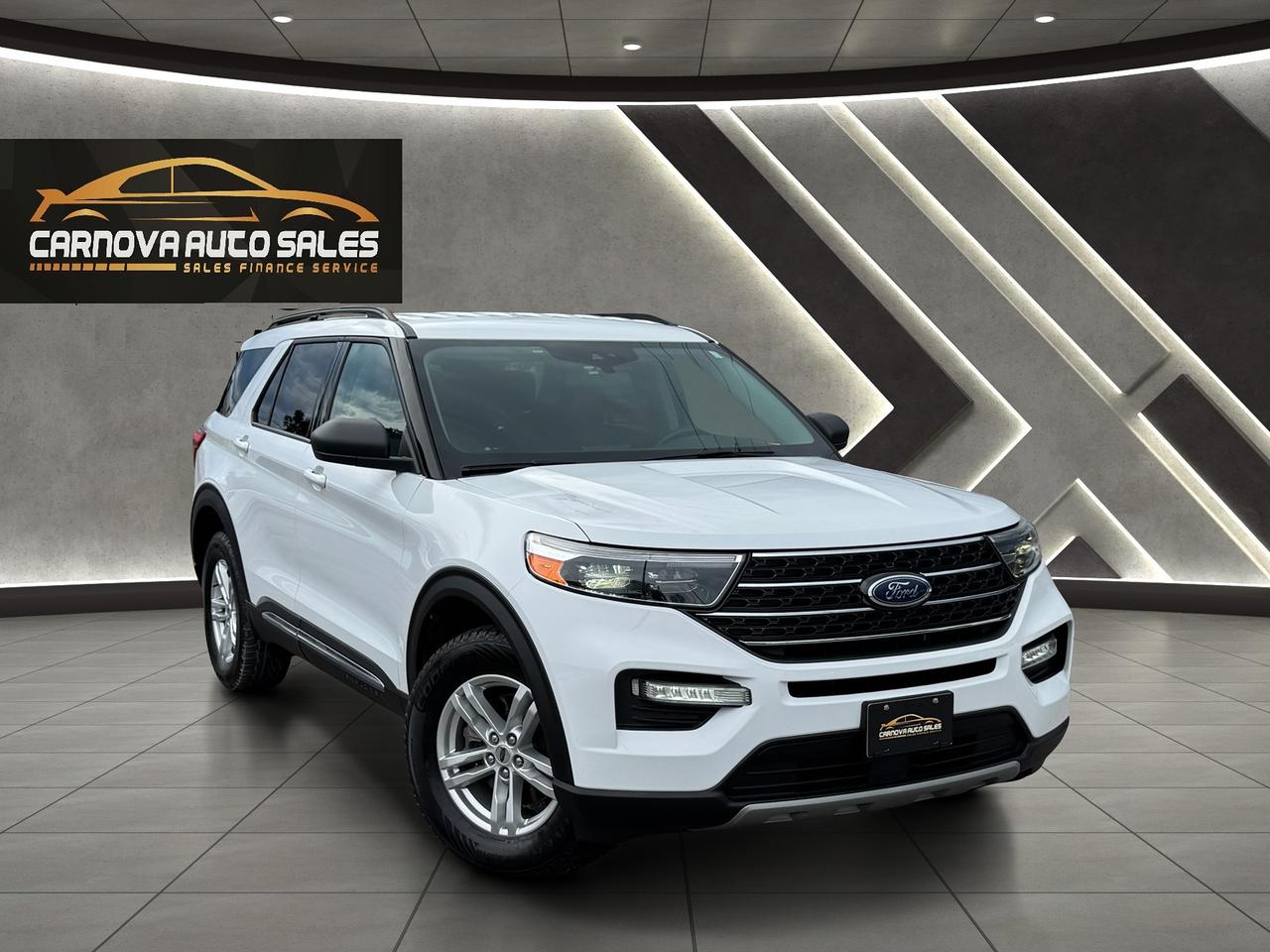 2020 Ford Explorer XLT AWD+CLEAN CARFAX+LEATHER+POWER GATE Photo