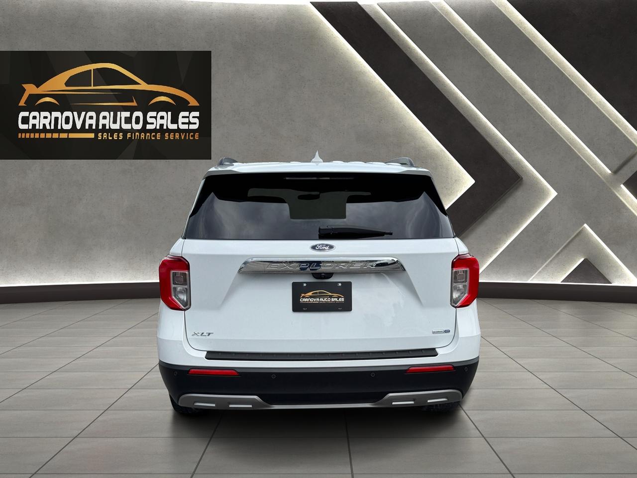2020 Ford Explorer XLT AWD+CLEAN CARFAX+LEATHER+POWER GATE Photo