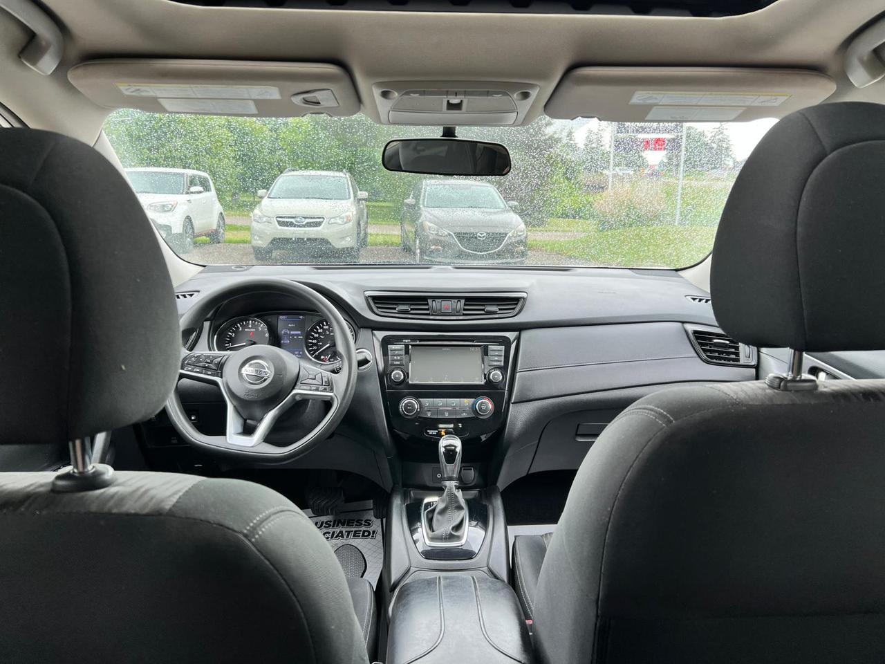 2018 Nissan Rogue SV CERTIFIED Photo