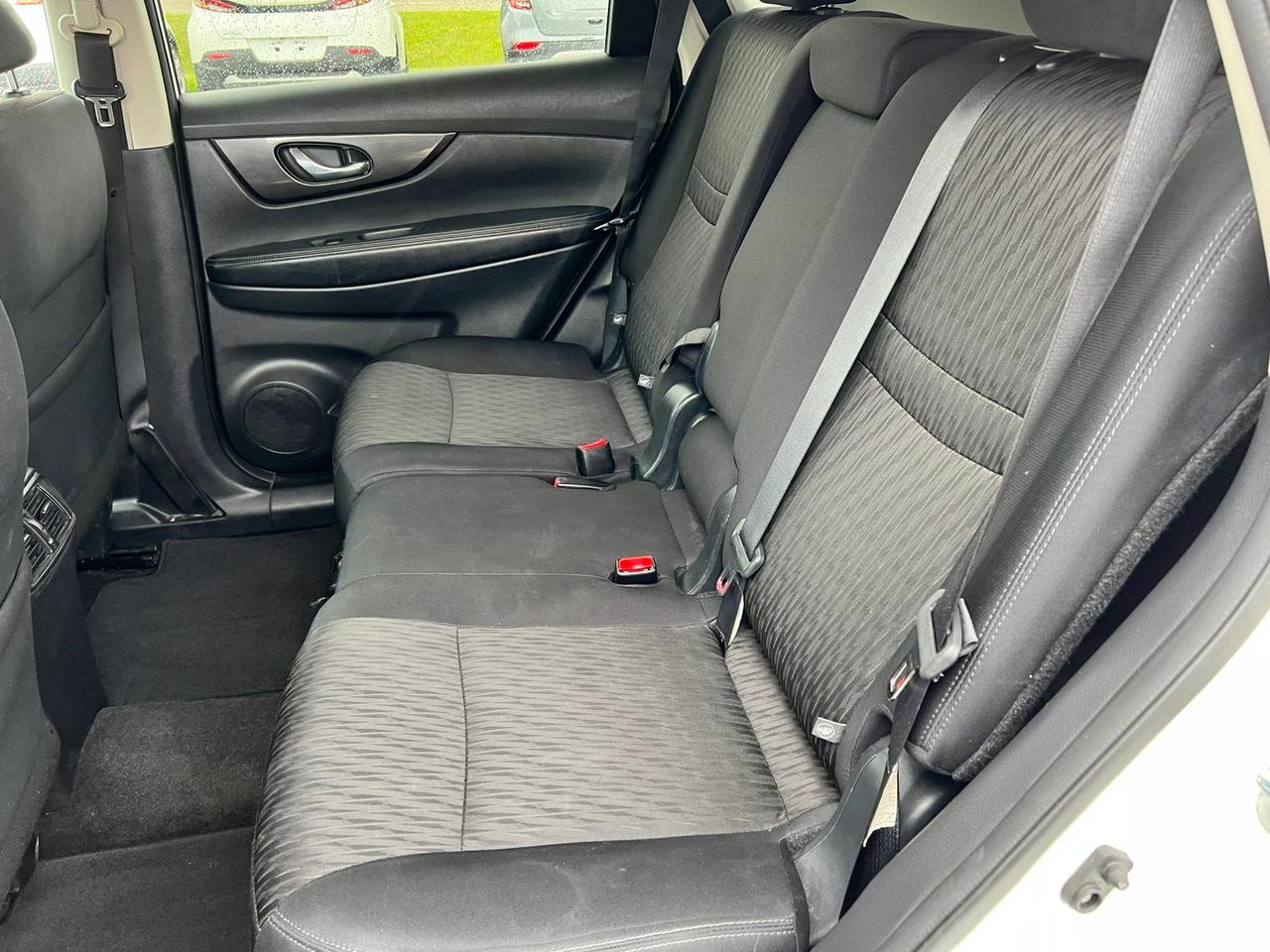 2018 Nissan Rogue SV CERTIFIED Photo
