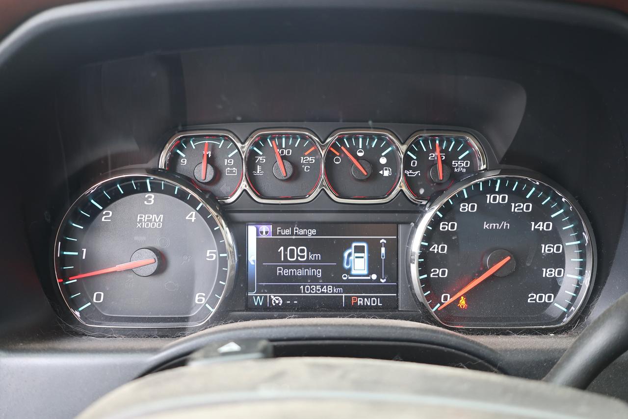 2017 Chevrolet Silverado 1500 High Country 5.3L V8 - LEATHER|SUNROOF|CAMERA|NAVI Photo