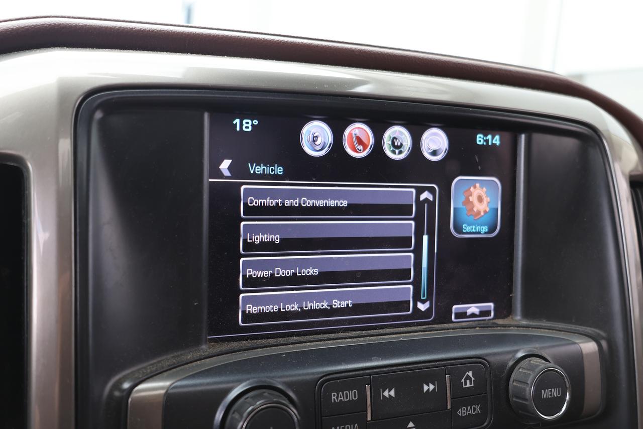2017 Chevrolet Silverado 1500 High Country 5.3L V8 - LEATHER|SUNROOF|CAMERA|NAVI Photo