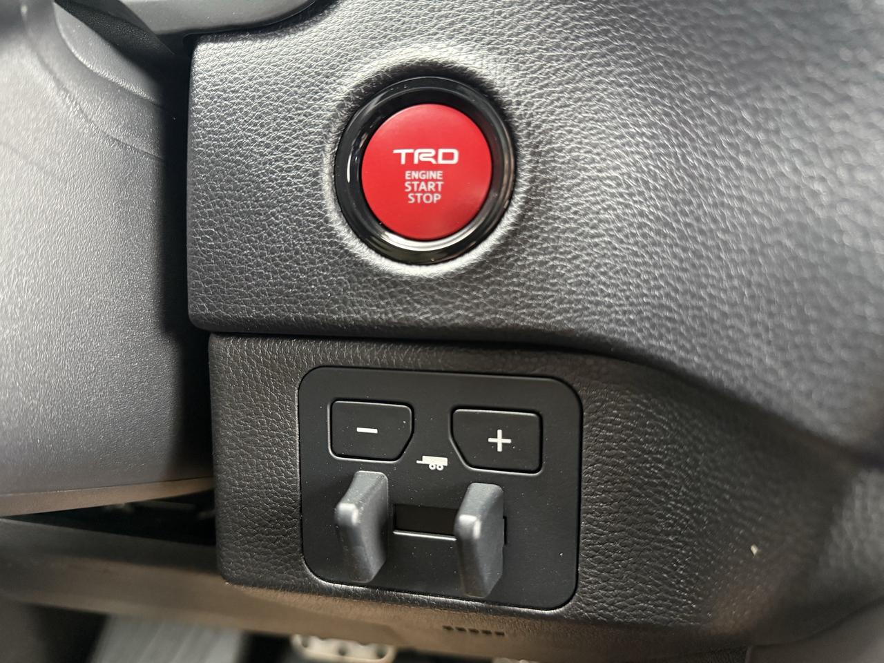 2026 Toyota Tundra Crewmax SR5 L TRD Off Road Photo