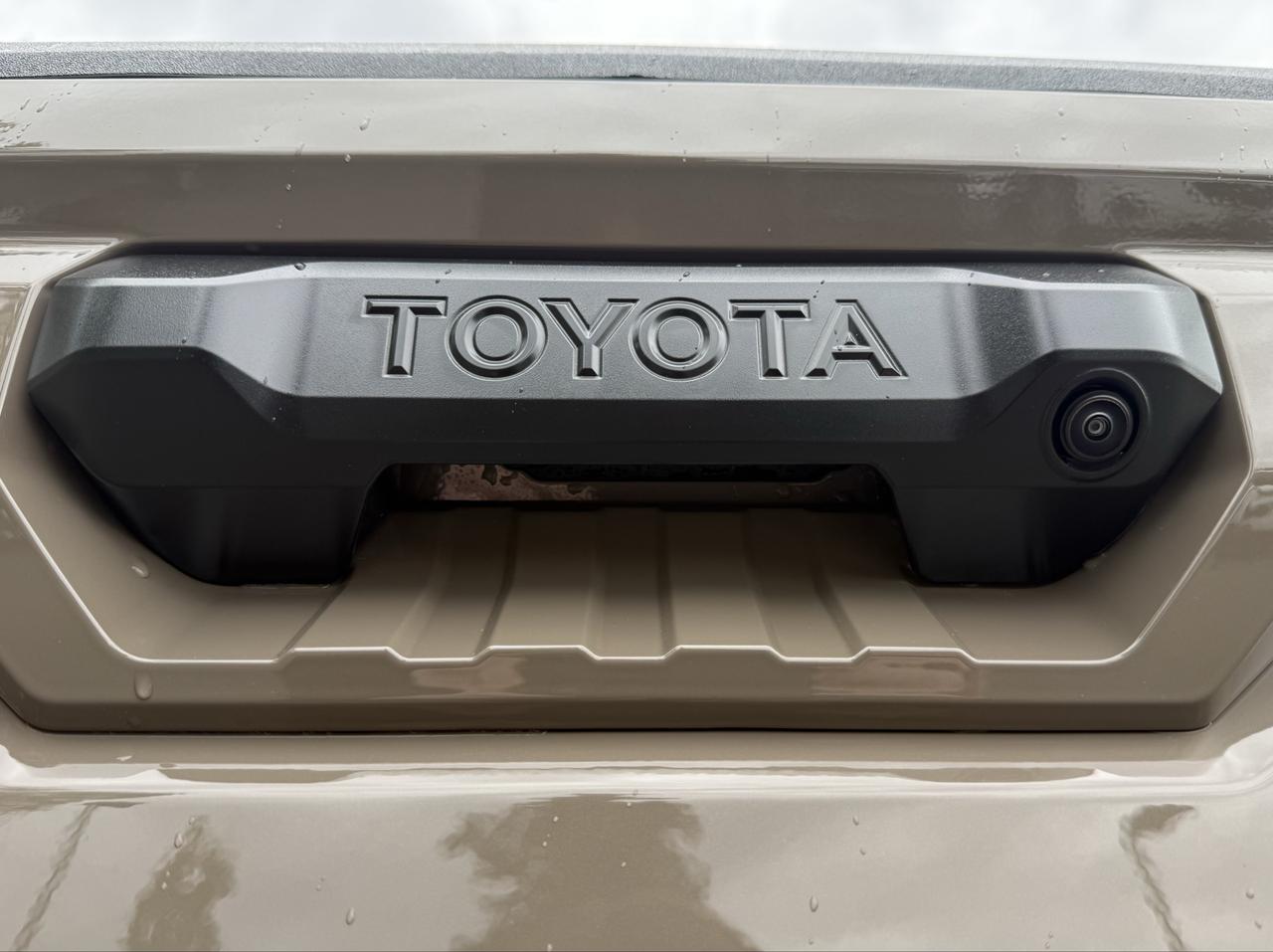 2026 Toyota Tundra Crewmax SR5 L TRD Off Road Photo