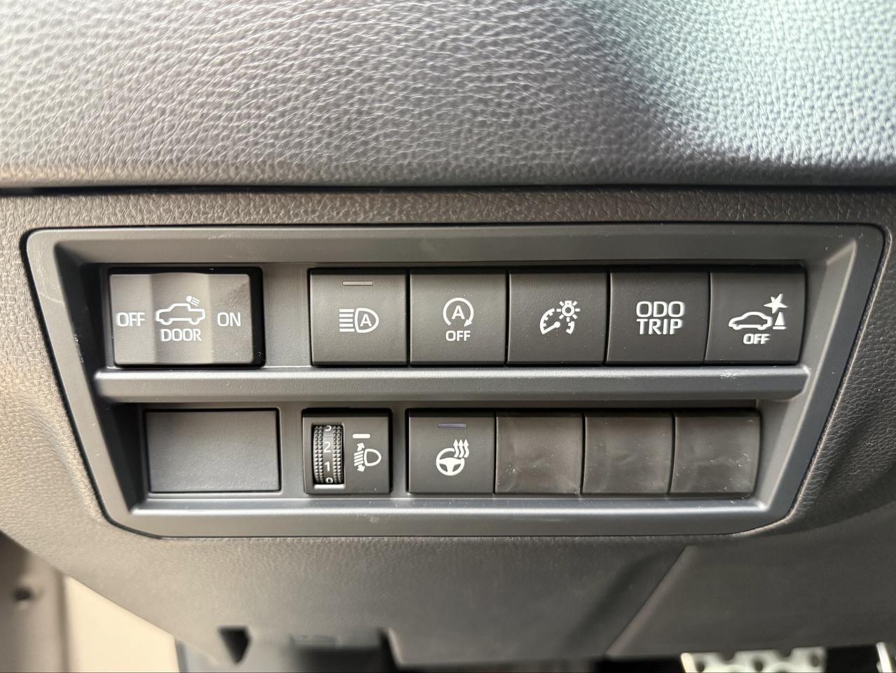 2026 Toyota Tundra Crewmax SR5 L TRD Off Road Photo