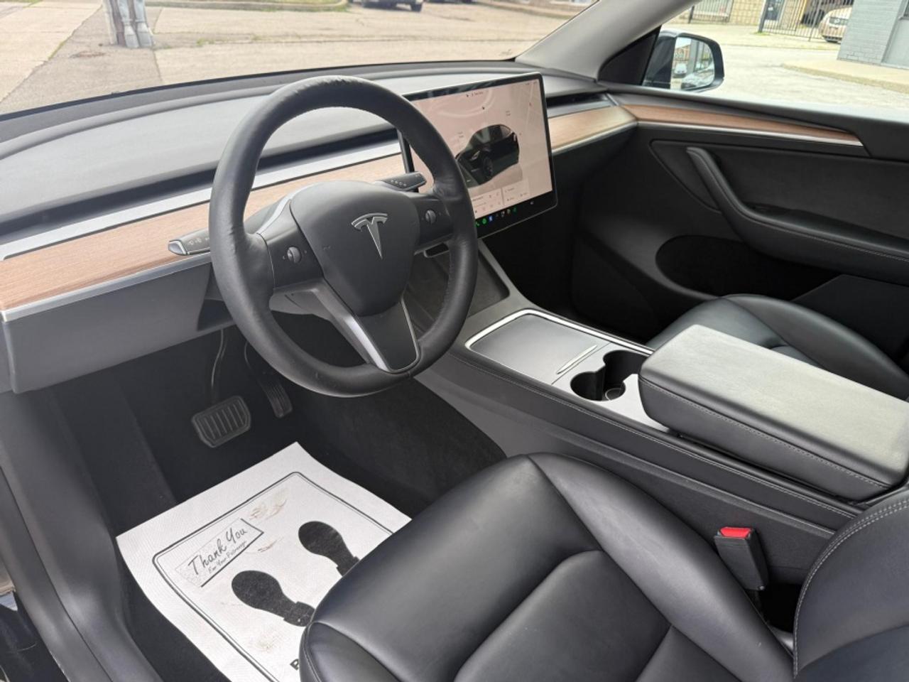 2022 Tesla Model Y LONG RANGE AWD /7-PASSENGER /FULL SELF DRIVE Photo