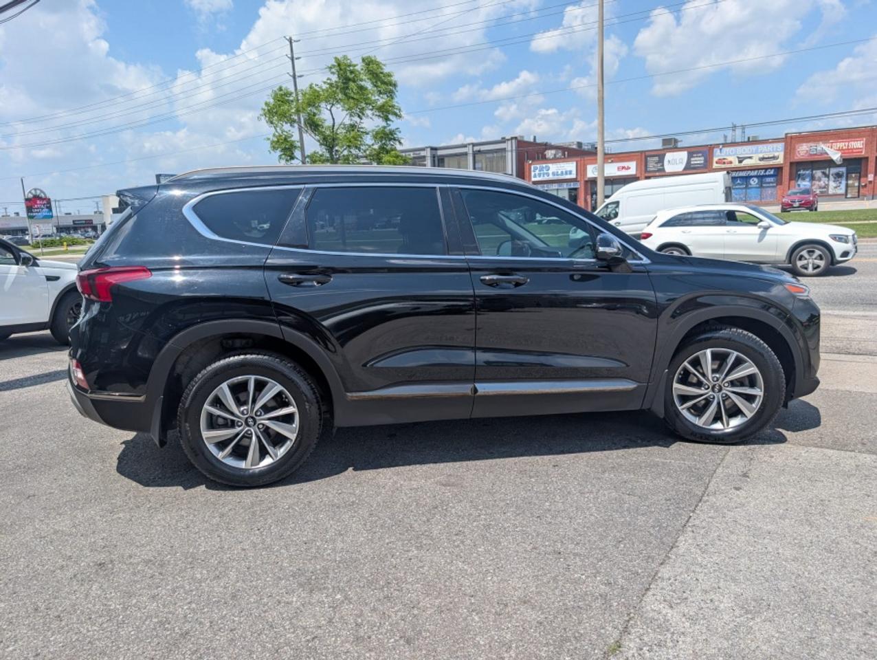 2019 Hyundai Santa Fe LUXURY * AWD * PANORAMIC ROOF * LEATHER - Photo #4