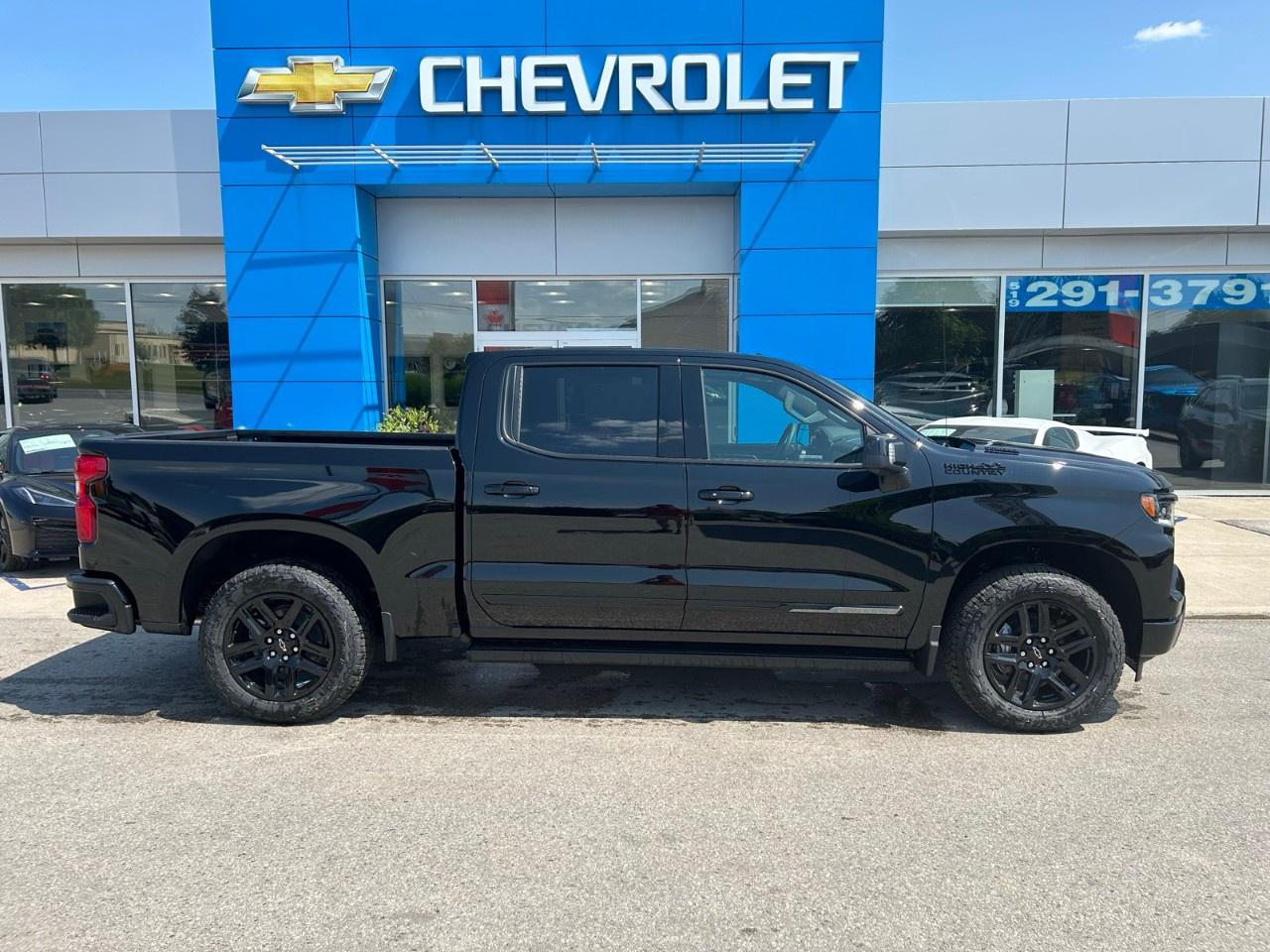 2026 Chevrolet Silverado 1500 Crew Cab Short Box 4-Wheel Drive High Country Photo