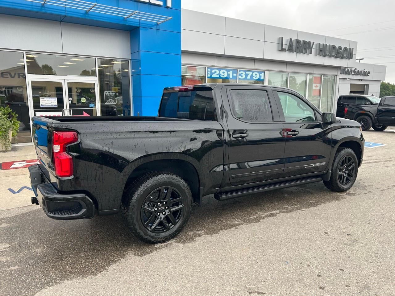 2026 Chevrolet Silverado 1500 Crew Cab Short Box 4-Wheel Drive High Country Photo