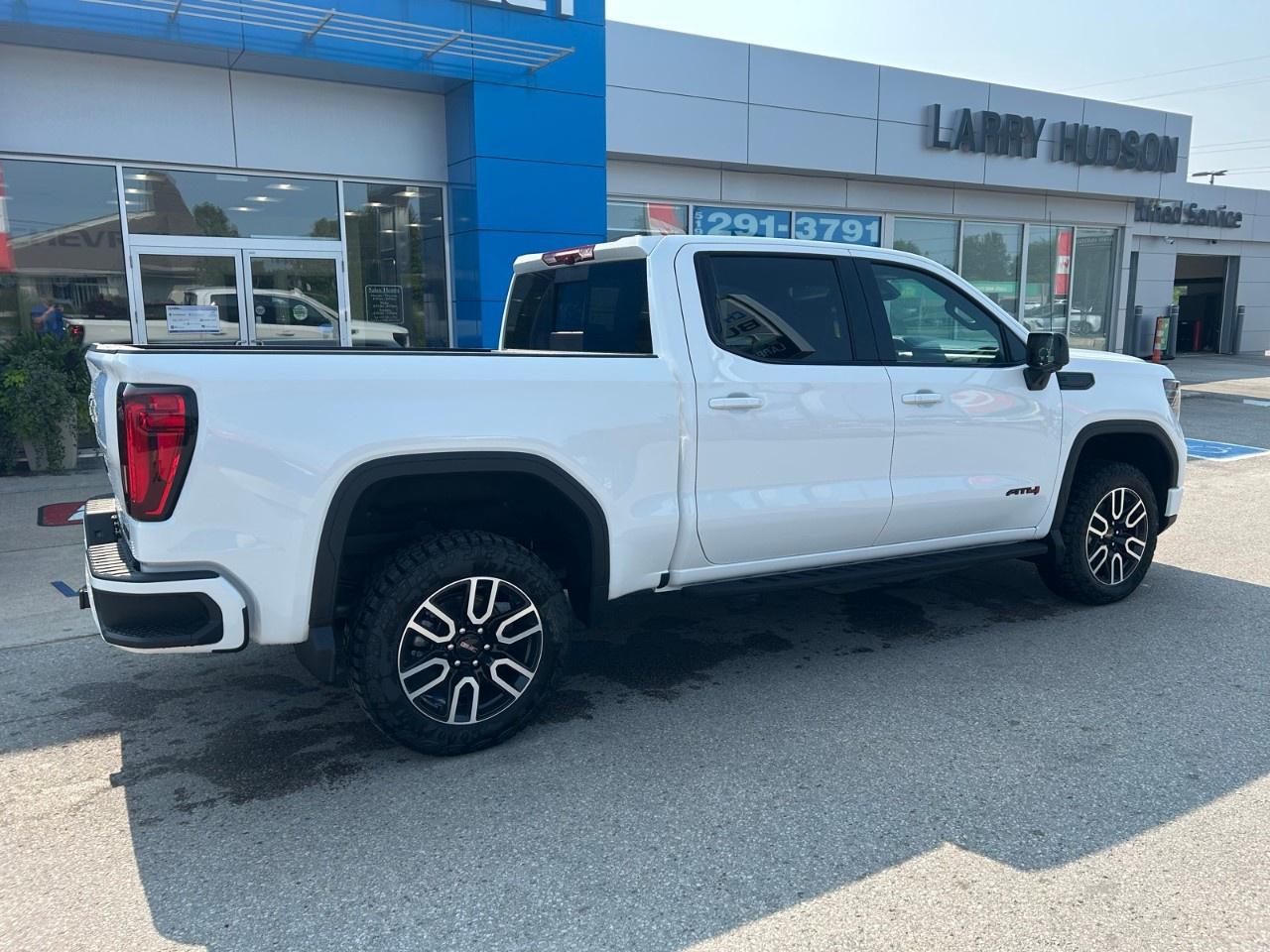 2026 GMC Sierra 1500 Crew Cab Short Box 4-Wheel Drive AT4 Photo2