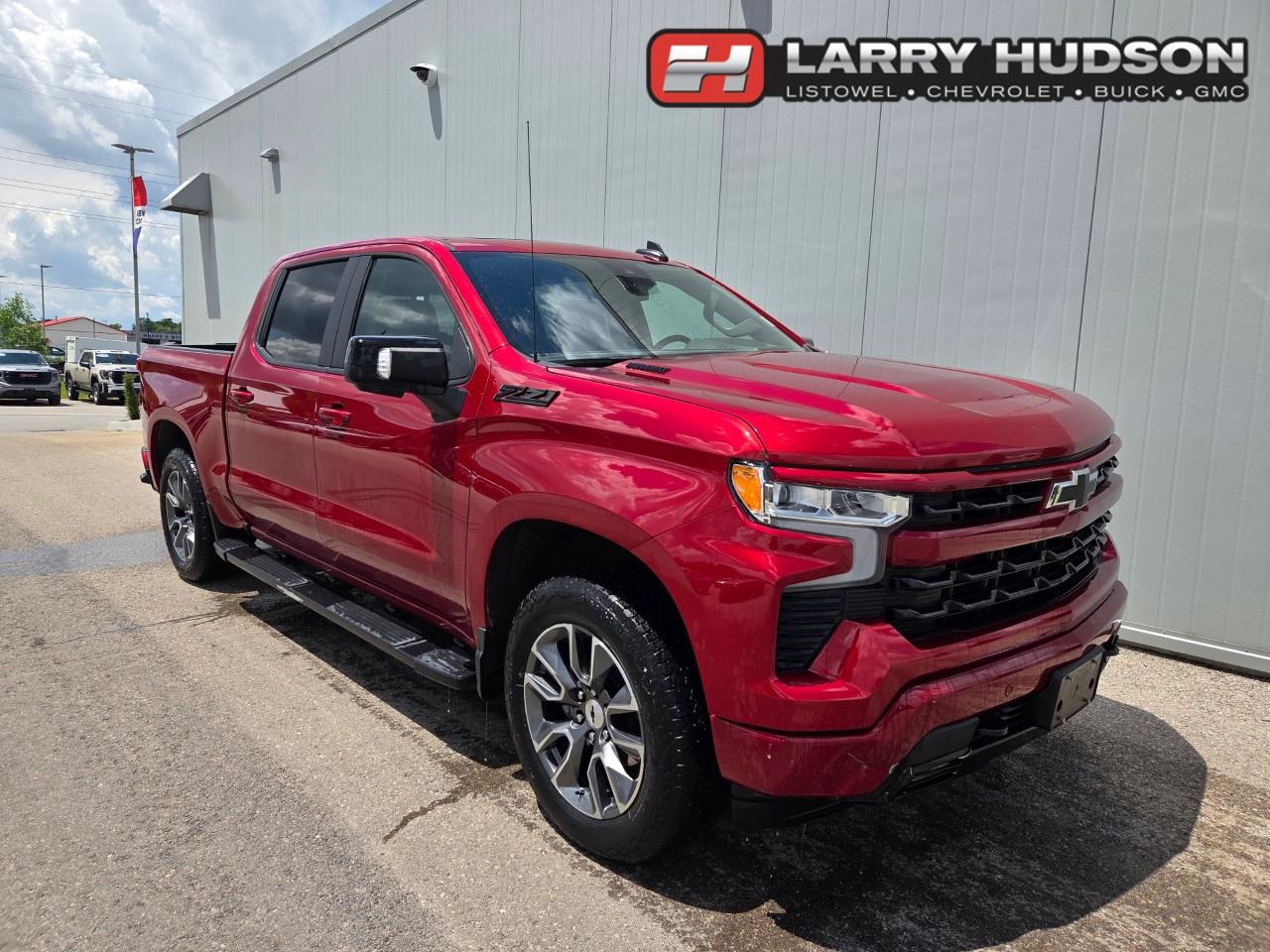Used 2025 Chevrolet Silverado 1500 Crew Cab Short Box 4-Wheel Drive RST for sale in Listowel, ON