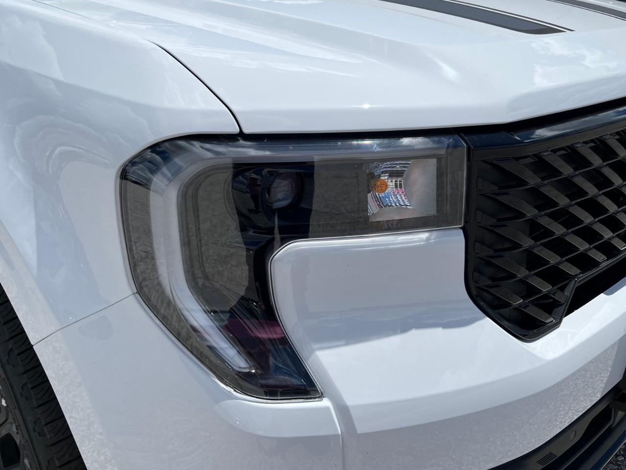2026 Ford Maverick Lariat Photo