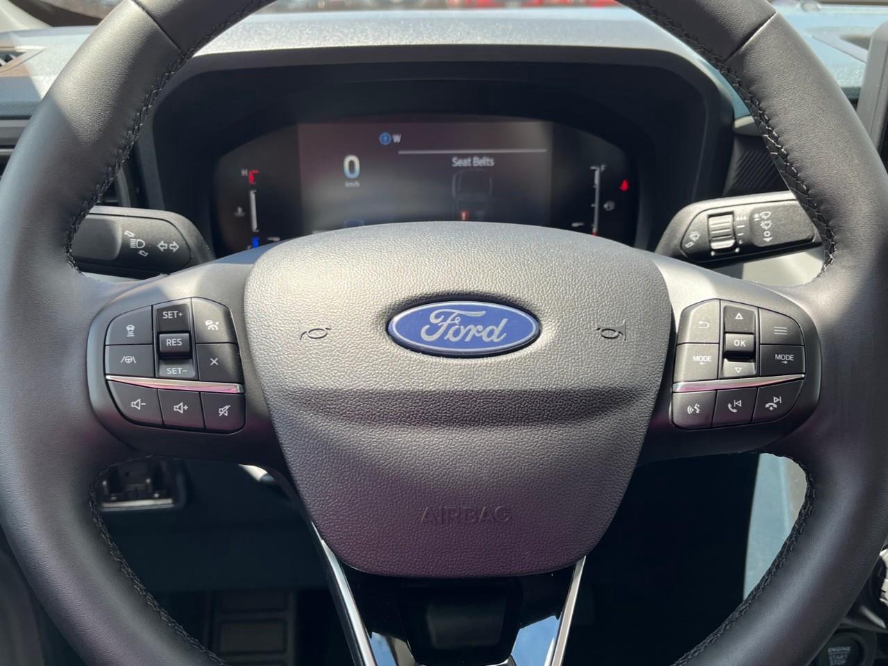 2026 Ford Maverick Lariat Photo
