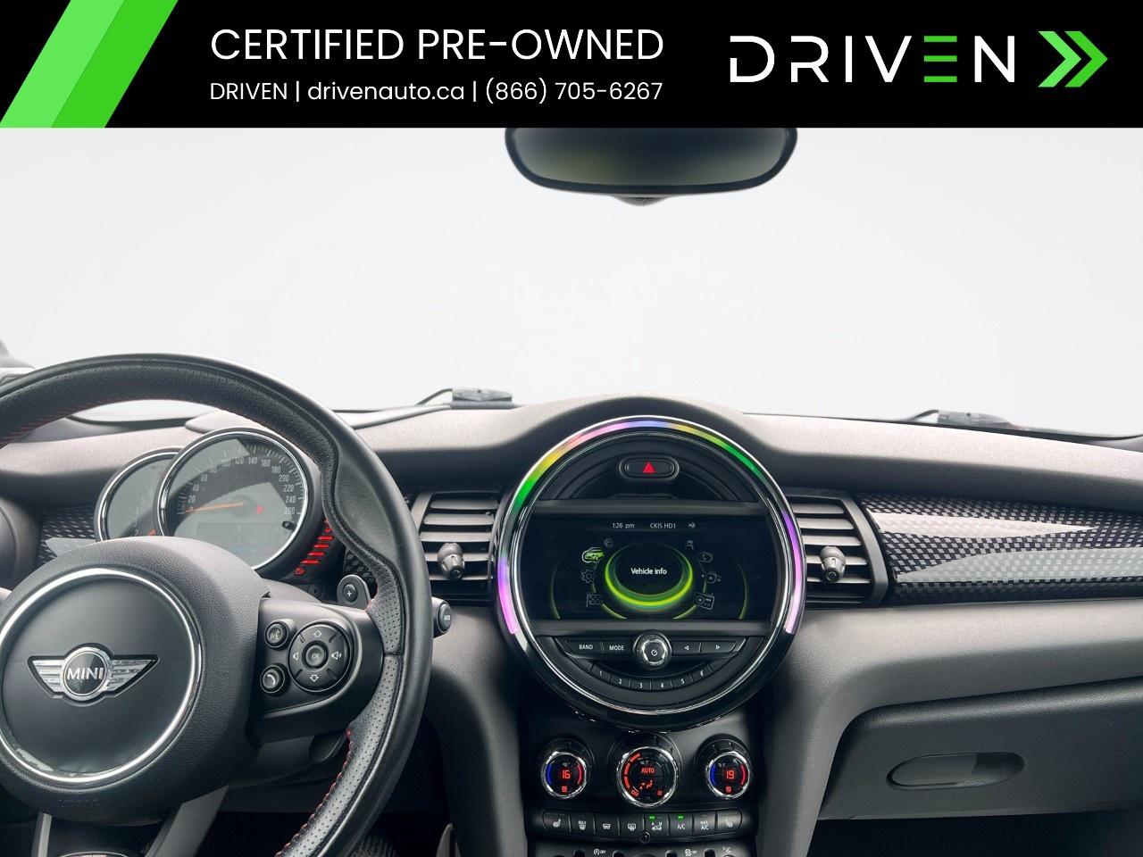 2015 MINI Cooper Hardtop 3dr HB S Photo