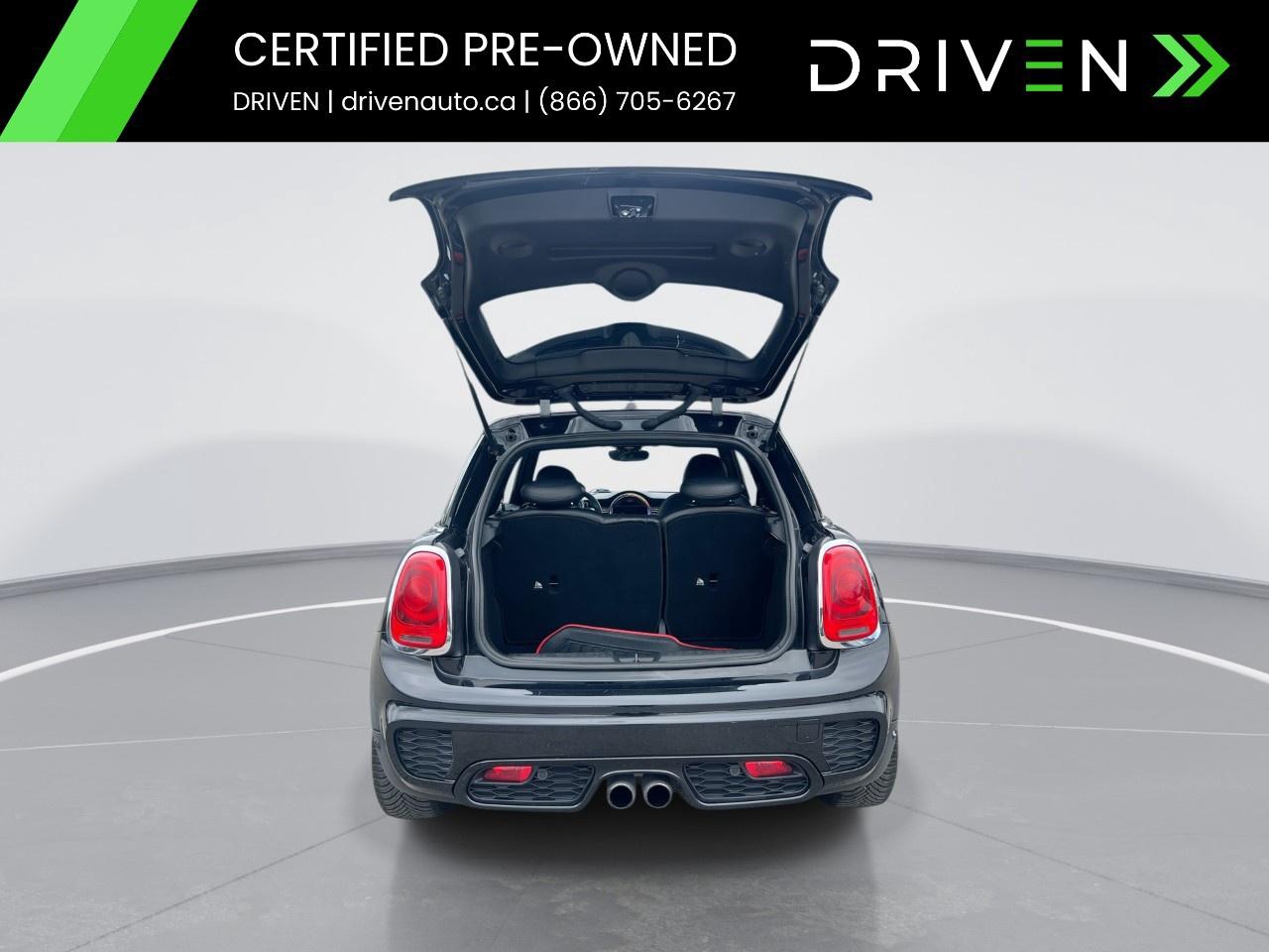 2015 MINI Cooper Hardtop 3dr HB S Photo