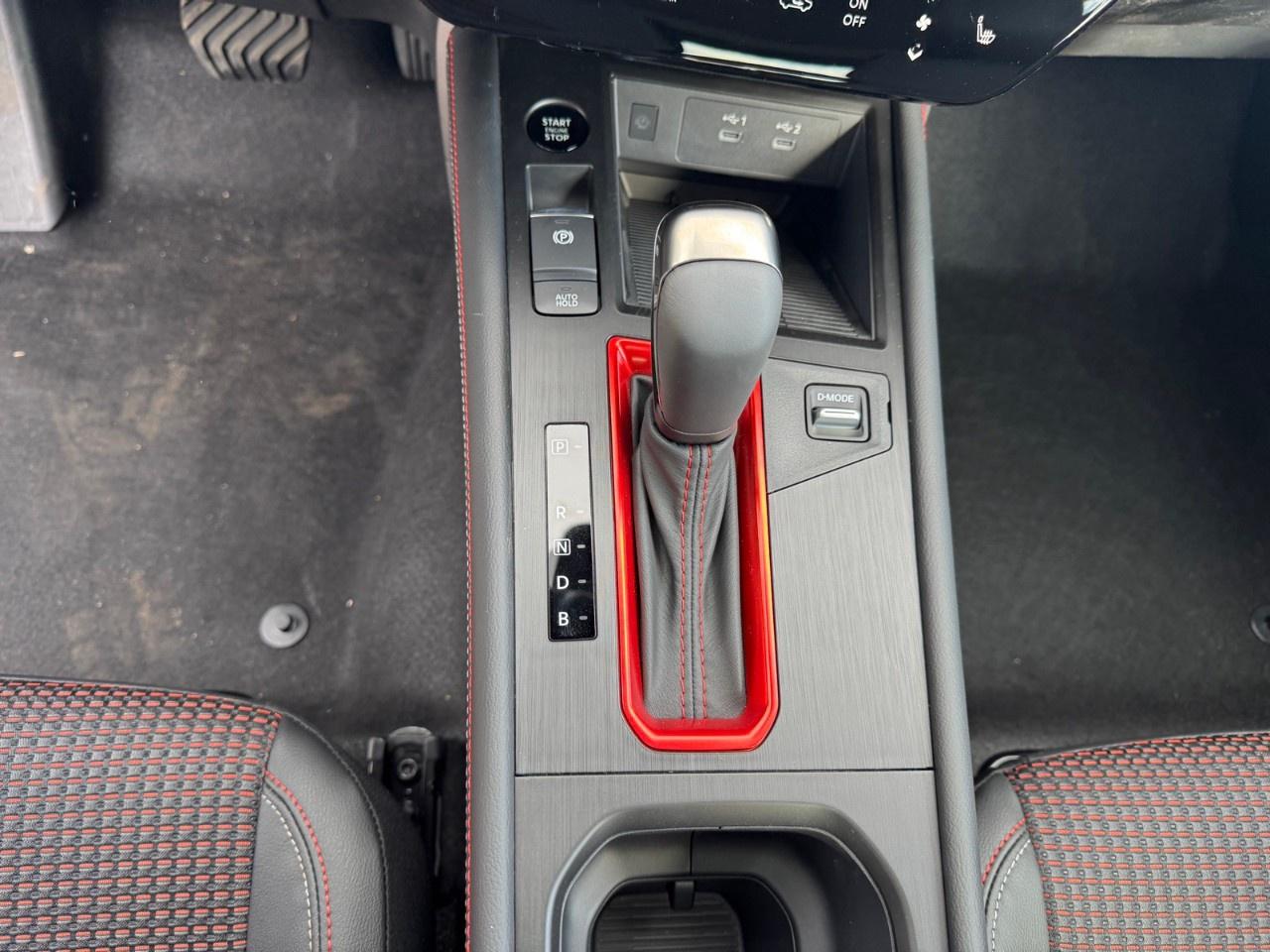 2026 Nissan Kicks SR AWD Photo