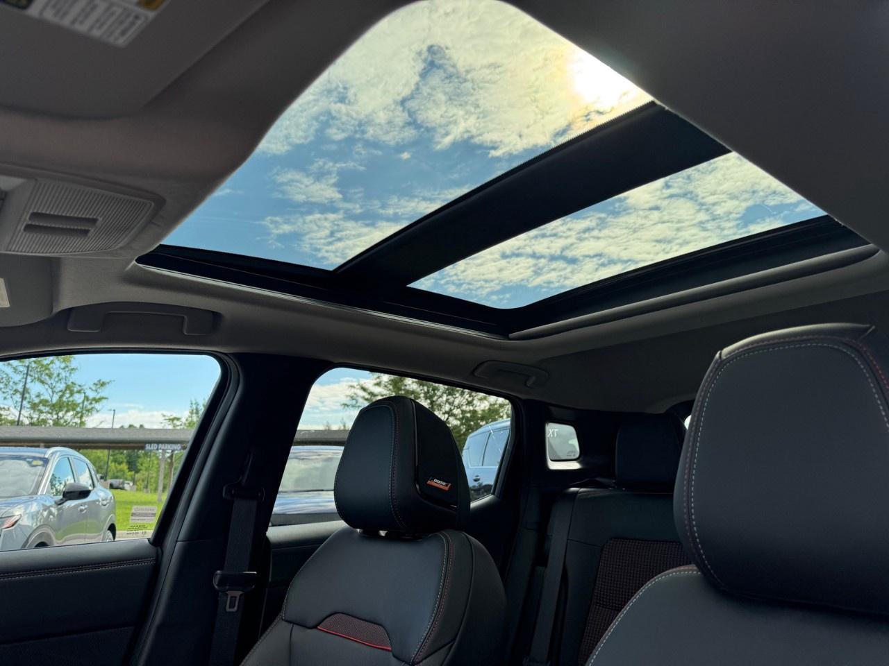 2026 Nissan Kicks SR AWD Photo