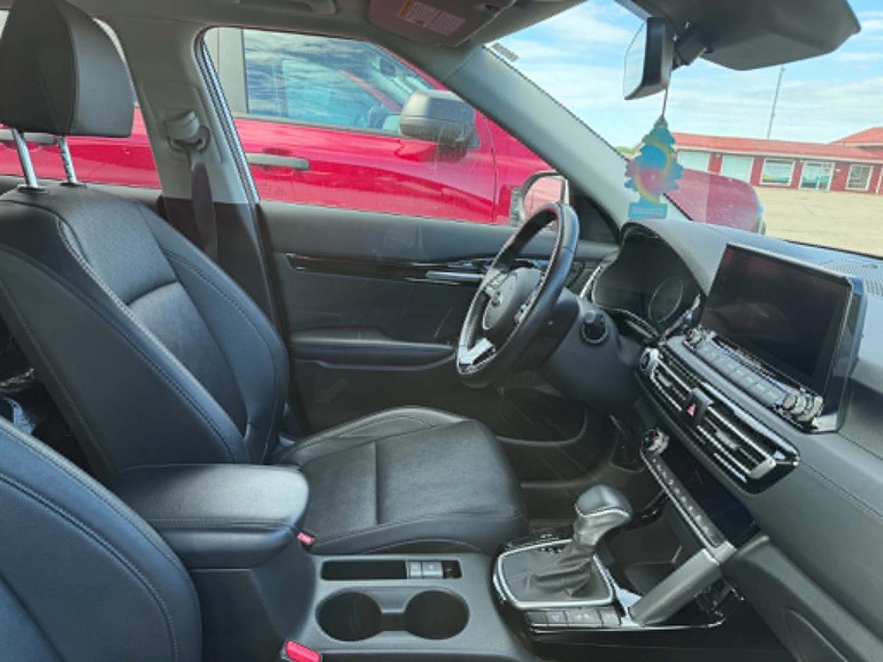 2021 Kia Seltos EX Photo5