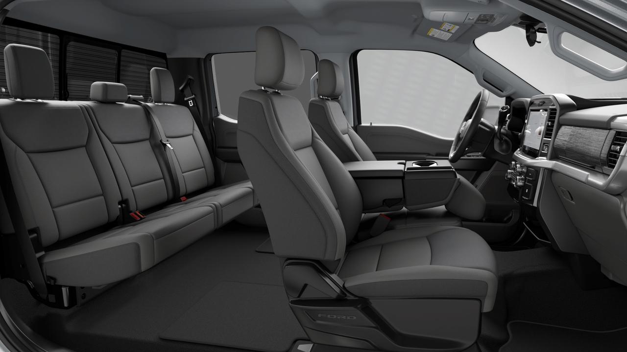 2026 Ford F-150 XLT 4WD SuperCrew 5.5' Box Photo