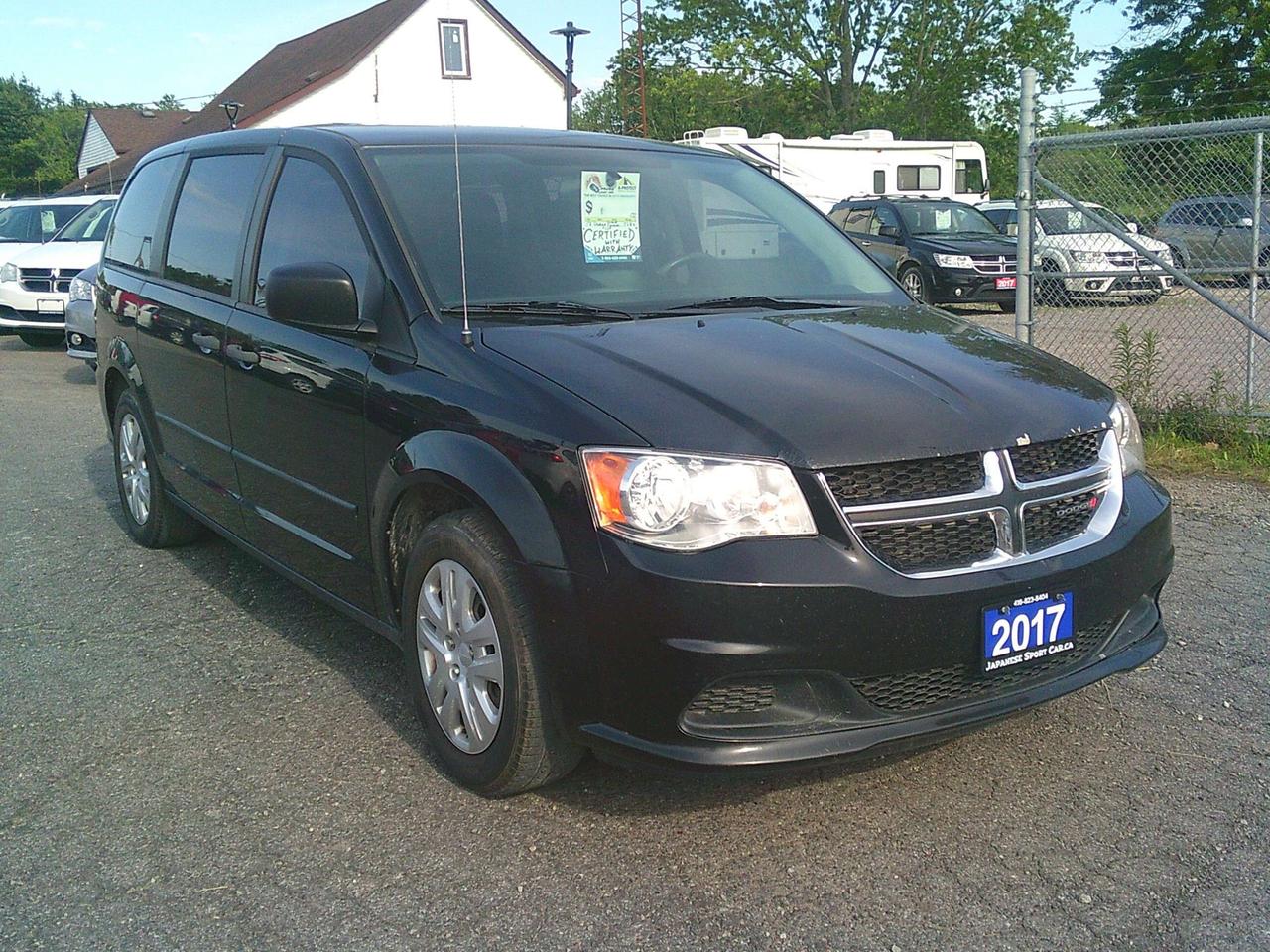 2017 Dodge Grand Caravan CANADA VALUE PACKAGE Photo1