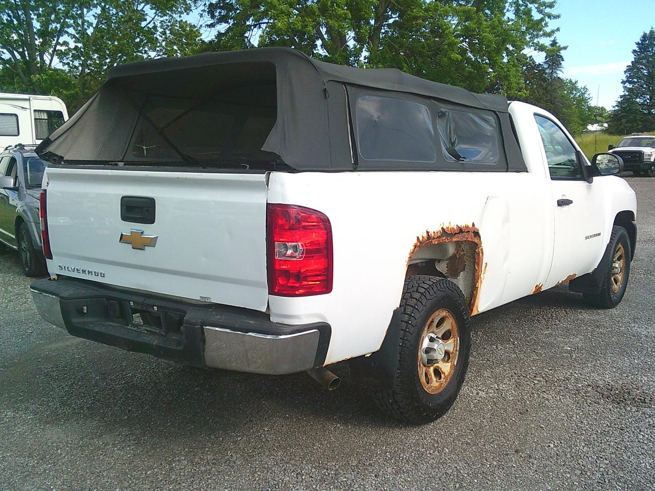 2012 Chevrolet Silverado 1500 2WD Reg Cab 133.0  WT Photo